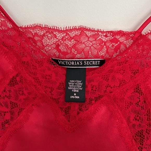 Victoria’s Secret Red‎ Lace Cami Spaghetti Strap Top - Size Medium - Picture 5 of 5